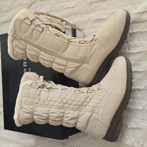 Weatherproof Women's Cream Winter Boots